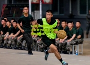 lol竞猜:精锐球队在比赛中展现出色的默契和技术水平
